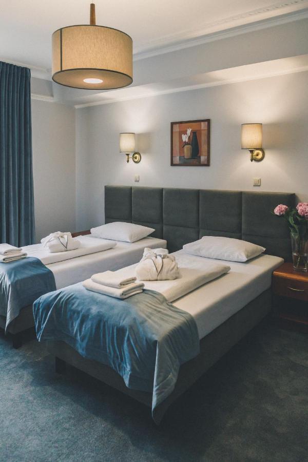 Hotel Czardasz Spa & Wellness بوتسك المظهر الخارجي الصورة