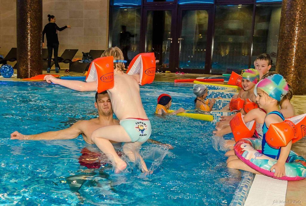 Hotel Czardasz Spa & Wellness بوتسك المظهر الخارجي الصورة